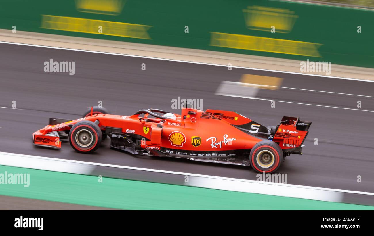 Sebastien Vettel sur la voie de l'Ferrar1 SF90, le vendredi de la pratique. Grand Prix de Grande-Bretagne, Silverstone, 2019 Banque D'Images