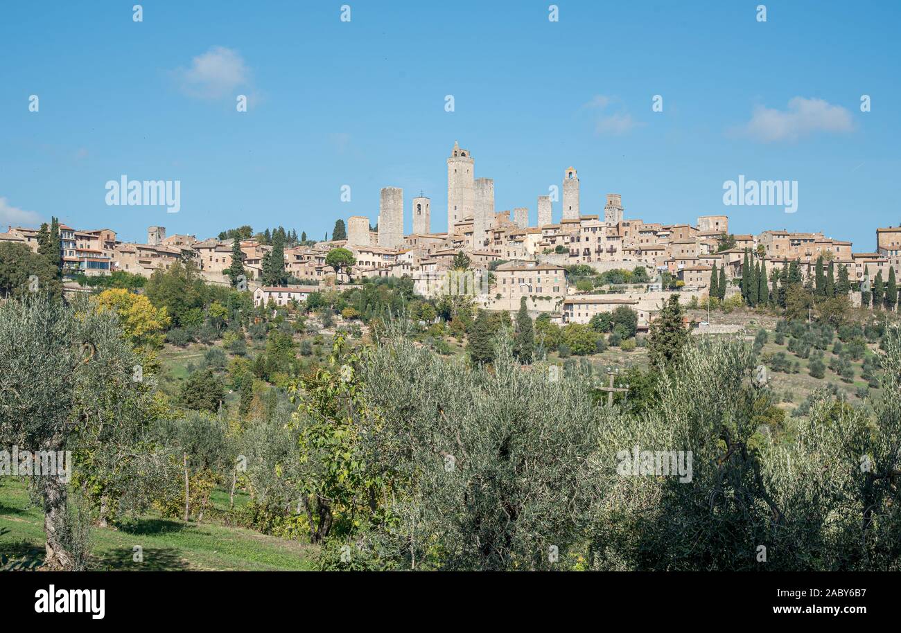 Ville pittoresque historique de San Gimignano, la ville de Tours, dans la province de Sienne en Toscane, Italie Banque D'Images