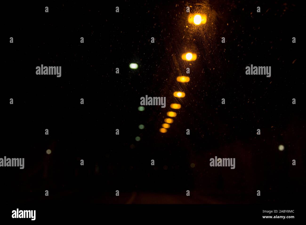 Bokeh abstract background, fabriqué à partir de tunnel et l'autoroute, Lumières floues sur le dessus Banque D'Images