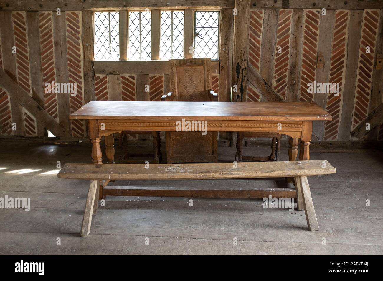 Medieval table Banque de photographies et d'images à haute résolution -  Alamy