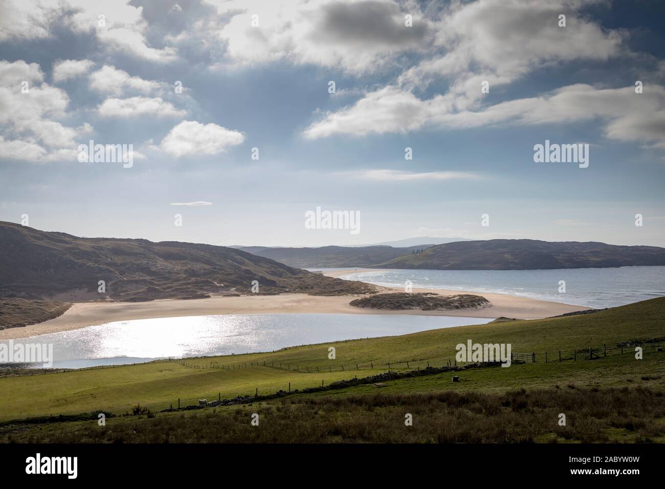 Vue sur la rivière Naver qui se jettent dans la baie, Torrisdale Bettyhill, Ecosse Banque D'Images