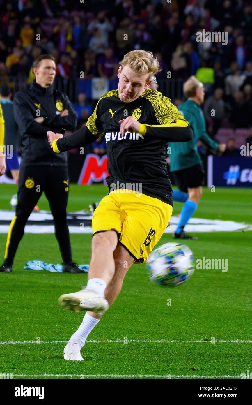 Barcelone - NOV 27 : Julian Brandt joue au match de la Ligue des Champions entre le FC Barcelone et Borussia Dortmund au Camp Nou le 2 novembre Banque D'Images