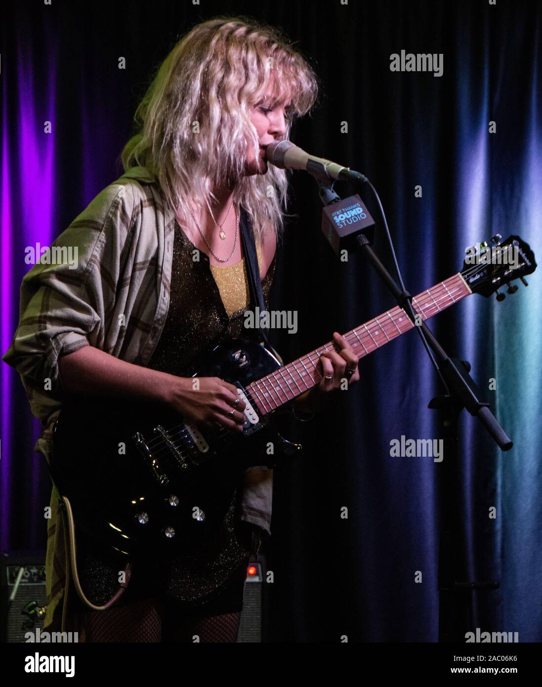 BALA Cynwyd, PA, USA - 09 octobre 2019 - British Singer-Songwriter Visites LION 'S Performance Theatre Radio 145,5 millions aujourd'hui. Banque D'Images