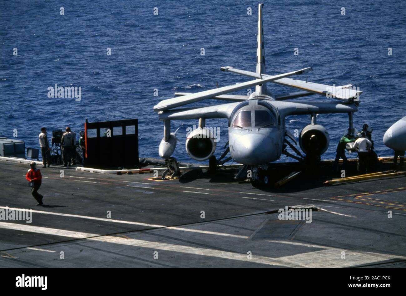 US NAVY / United States Navy Flugzeugträger Kitty-Hawk-Klasse / porte-avions Kitty-Hawk-Class - USS John F. Kennedy CV-67 - terrasse de vol - Lockheed S-3B Viking Banque D'Images
