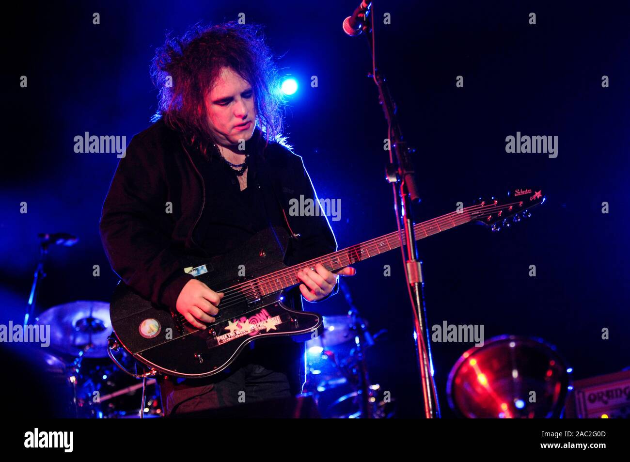 Robert Smith de The Cure en prestation au Festival de musique Coachella 2009 à Indio. Banque D'Images