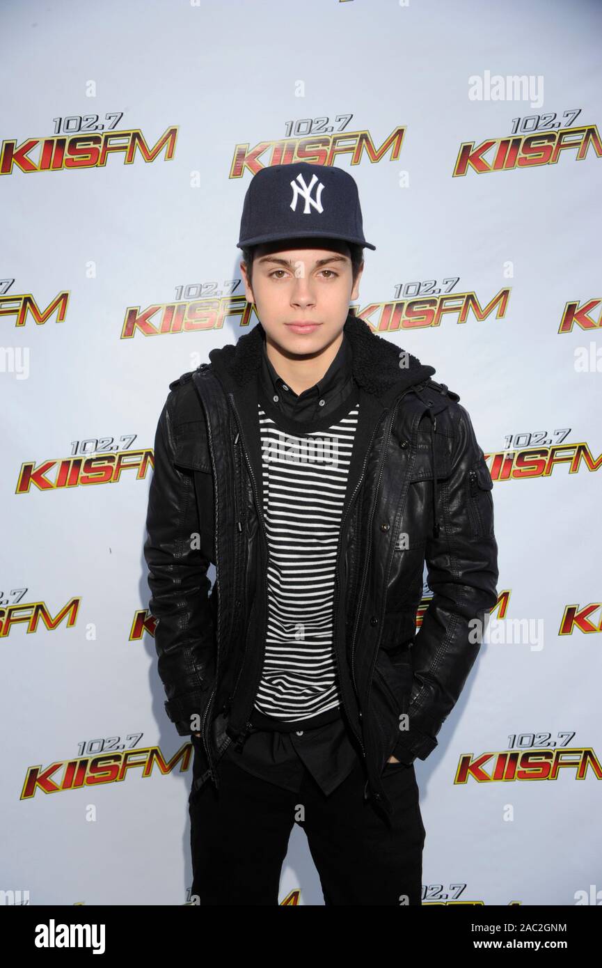 L'acteur/chanteur Jake T. Austin arrive à 102.7 KIIS FM's Jingle Ball 2011 à Nokia Theatre L.A. Vivre le 3 décembre 2011 à Los Angeles, Californie. Banque D'Images