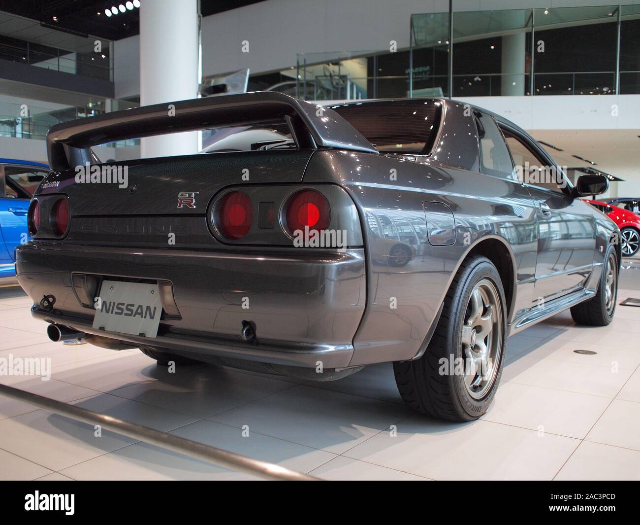 YOKOHAMA, Japon - Juillet 2nd, 2019 : 1989 Nissan Skyline GT-R, affichée à l'Nissan Global Galerie siège à Yokohama, Kanagawa. Banque D'Images