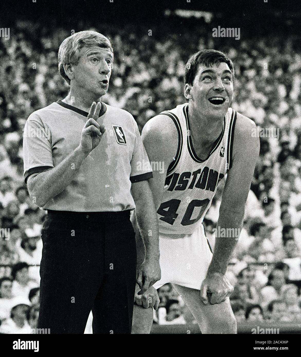 Detroit Pistons Bill Laimbeer à la ligne au cours de la nba playoffs 1988 à Detroit Michigan USA Mai 1988 photo de Bill belknap Banque D'Images