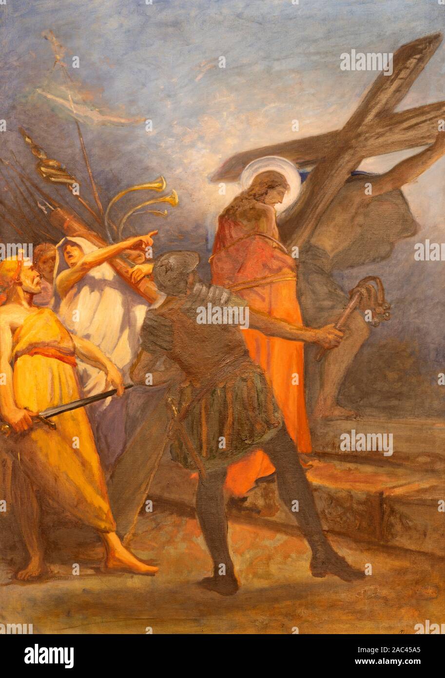 Côme, Italie - 8 mai 2015 : la peinture - Simon de Cyrène aide Jésus porter la croix à l'église sanctuaire del Santissimo Crocifisso. Banque D'Images