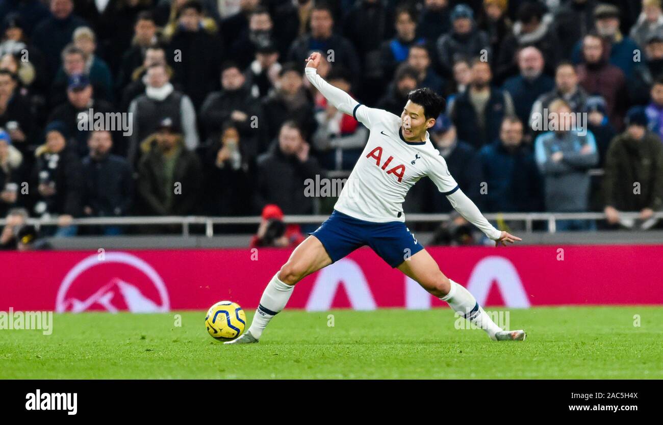 Heung-min fils des Spurs lors du match de premier League entre Tottenham Hotspur et l'AFC Bournemouth au Tottenham Hotspur Stadium Londres, Royaume-Uni - 30 novembre 2019 photo Simon Dack / images téléphoto usage éditorial uniquement. Pas de merchandising. Pour Football images, les restrictions FA et premier League s'appliquent inc. aucune utilisation d'Internet/mobile sans licence FAPL - pour plus de détails, contactez Football Dataco Banque D'Images
