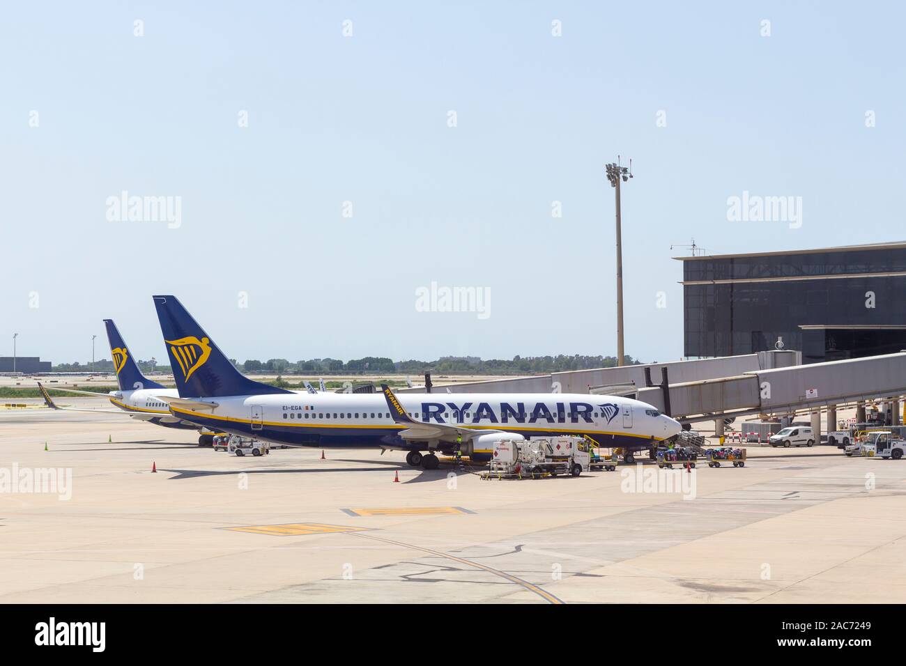 Barcelone, Espagne - 11 août 2019 : Ryanair Boeing 737-800 en avion l'aéroport de Barcelone, une célèbre compagnie low cost irlandaise Banque D'Images