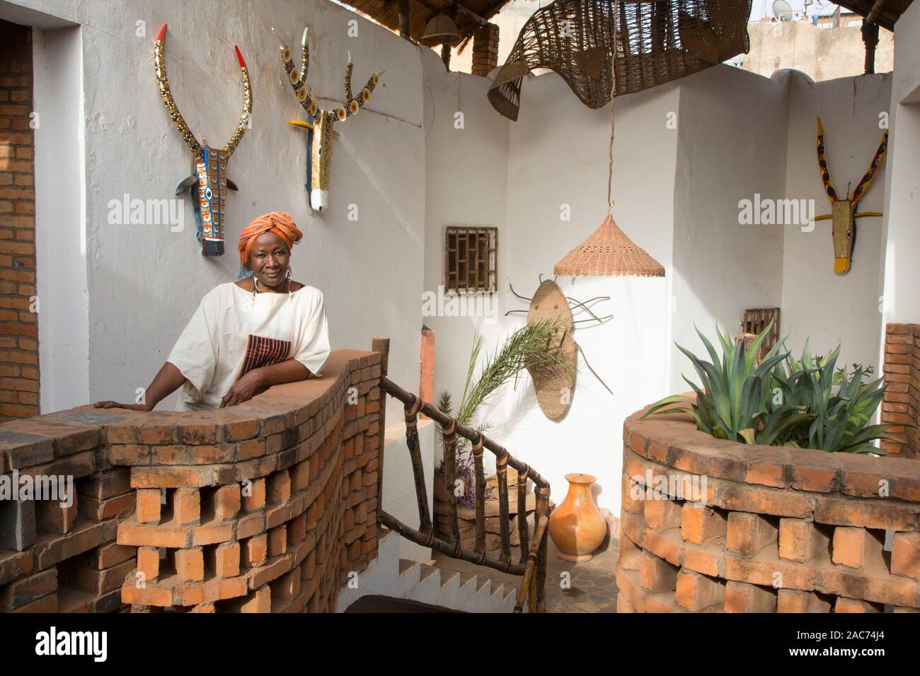 AMINATA DRAMANE TRAORÉ : l'auteur malien, homme politique et activiste politique Banque D'Images