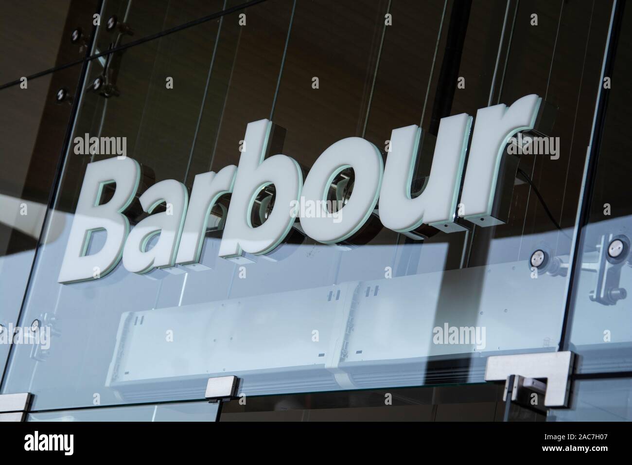 Barbour shop store london Banque de photographies et d'images à haute  résolution - Alamy