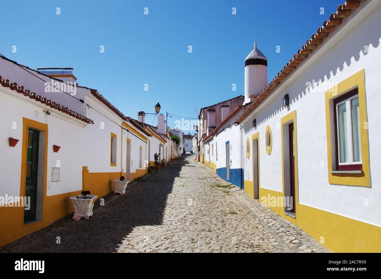 Dans la rue, vieux village Terena, Portugal Banque D'Images