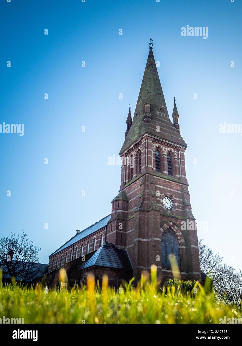 Christ Church à Bootle sur un jour froid avec un ciel clair Banque D'Images