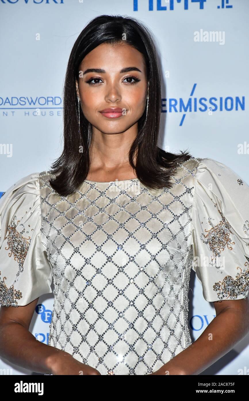 Londres, Royaume-Uni. 1er décembre 2019. Ella Balinska assiste à la 22e British Independent Film Awards au Old Billingsgate sur Décembre 01, 2019 à Londres, en Angleterre. Credit Photo : Alamy/Capital Live News Banque D'Images