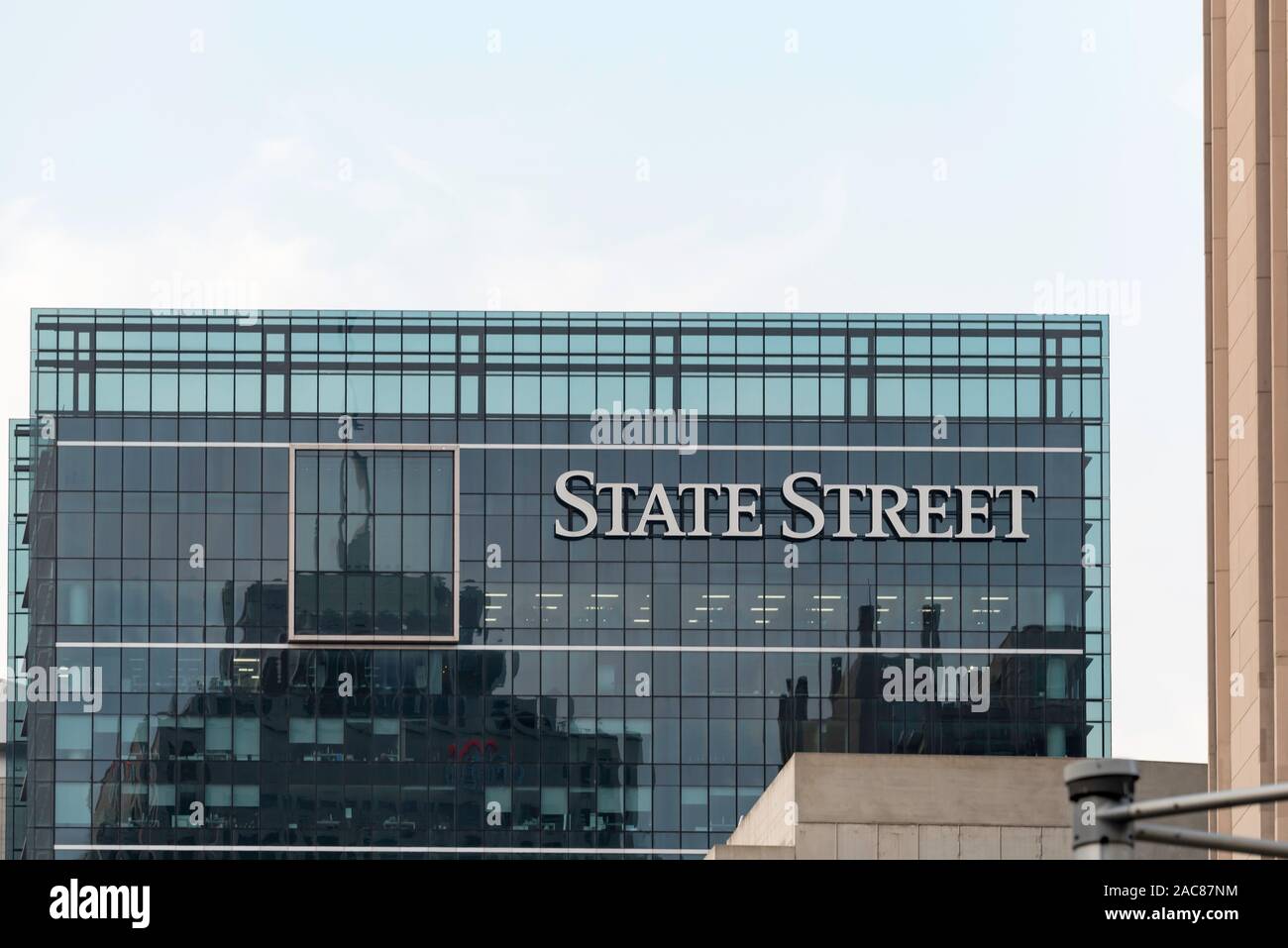 Le logo de la société pour l'entreprise multinationale et groupe consultatif institutionnel State Street Corporation à Sydney, Australie Banque D'Images Le logo de la société pour l'entreprise multinationale et groupe consultatif institutionnel State Street Corporation à Sydney, Australie Banque D'Images