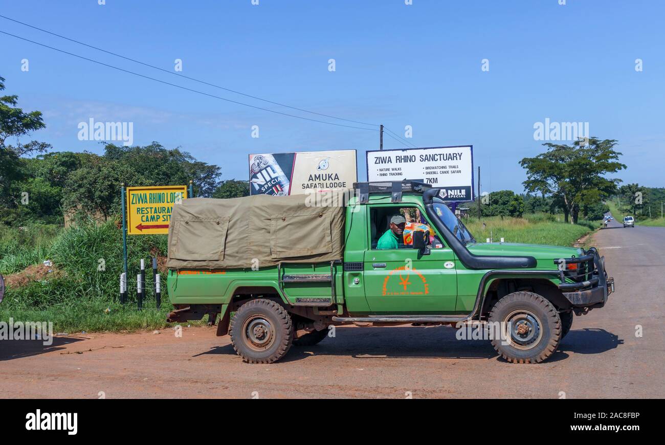 Entrée de Ziwa, basé à Rhino Sanctuary, District de Nakasongola, Centre de l'Ouganda, un sanctuaire pour les rhinocéros blancs du Sud réintroduits (Ceratotherium simum) Banque D'Images