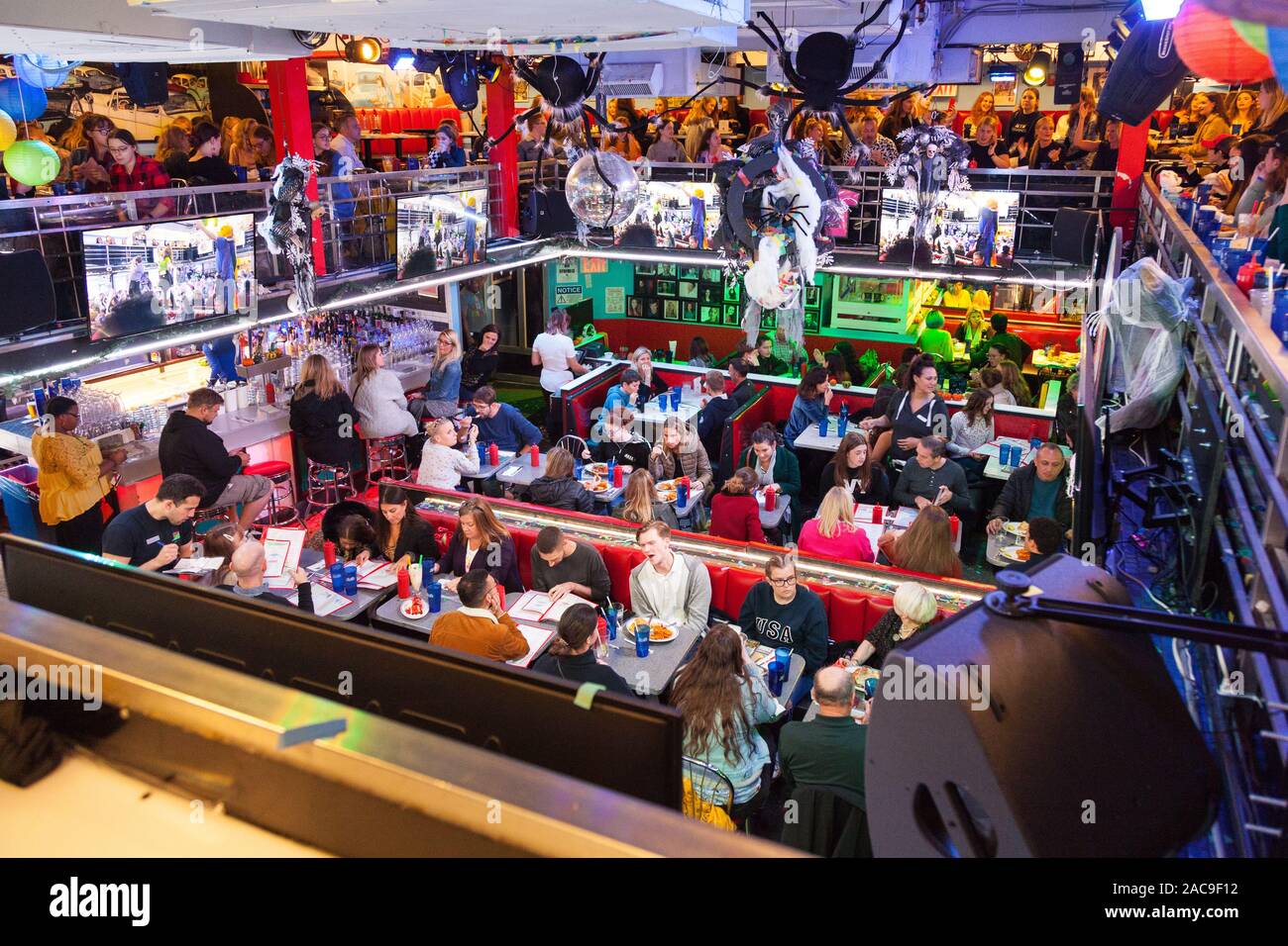 Ellen's Stardust Diner, Broadway, New York City, États-Unis d'Amérique. Banque D'Images