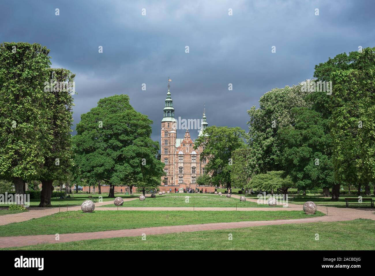 Château de Rosenborg Copenhague, voir à l'été de château de Rosenborg (encoche) entouré par la plus ancienne, Kongens Have royal gardens à Copenhague, Danemark. Banque D'Images