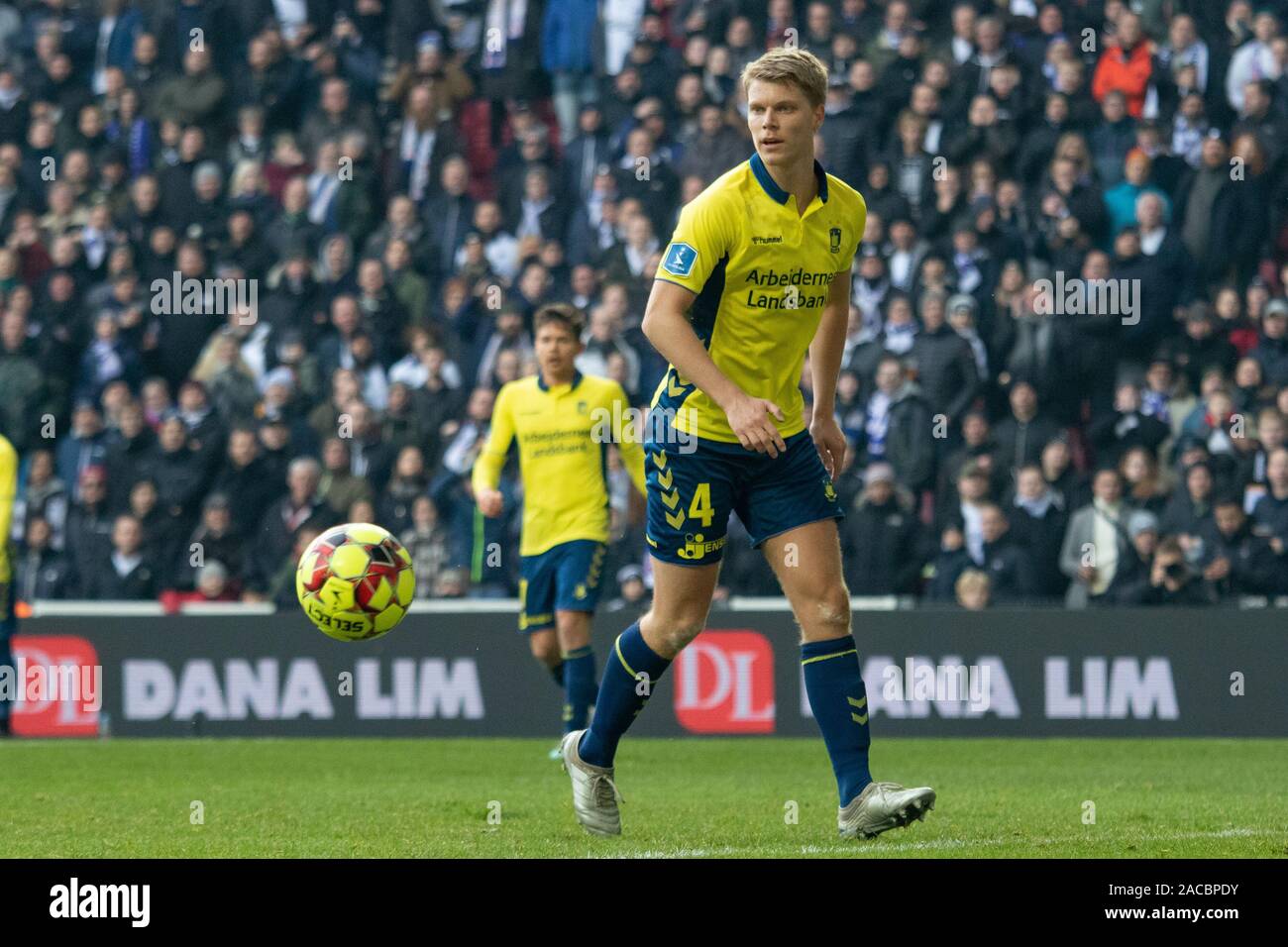 Copenhague, Danemark. 06Th Nov, 2019. Sigurd Rosted (4) de Brøndby IF vu durant la 3F Superliga match entre FC Copenhague et Brøndby IF au Parken Telia. (Photo crédit : Gonzales Photo/Alamy Live News Banque D'Images
