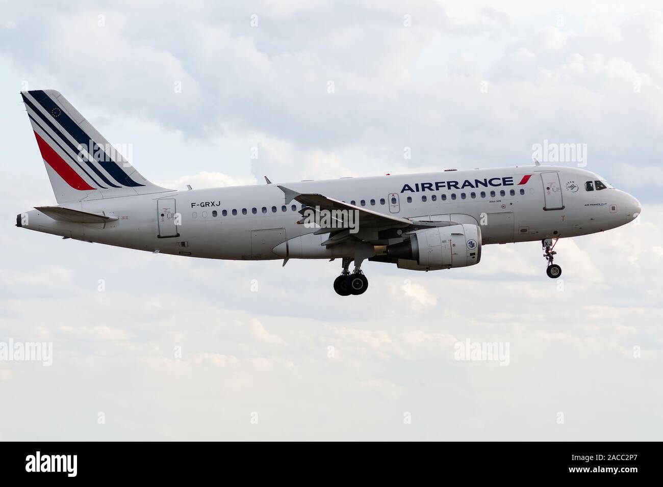 F-GRXJ, 23 septembre 2019, l'Airbus A319-111-2456 l'atterrissage à l'aéroport de Paris Charles de Gaulle à la fin de l'Air France AF1851 Vol de Copenhague Banque D'Images
