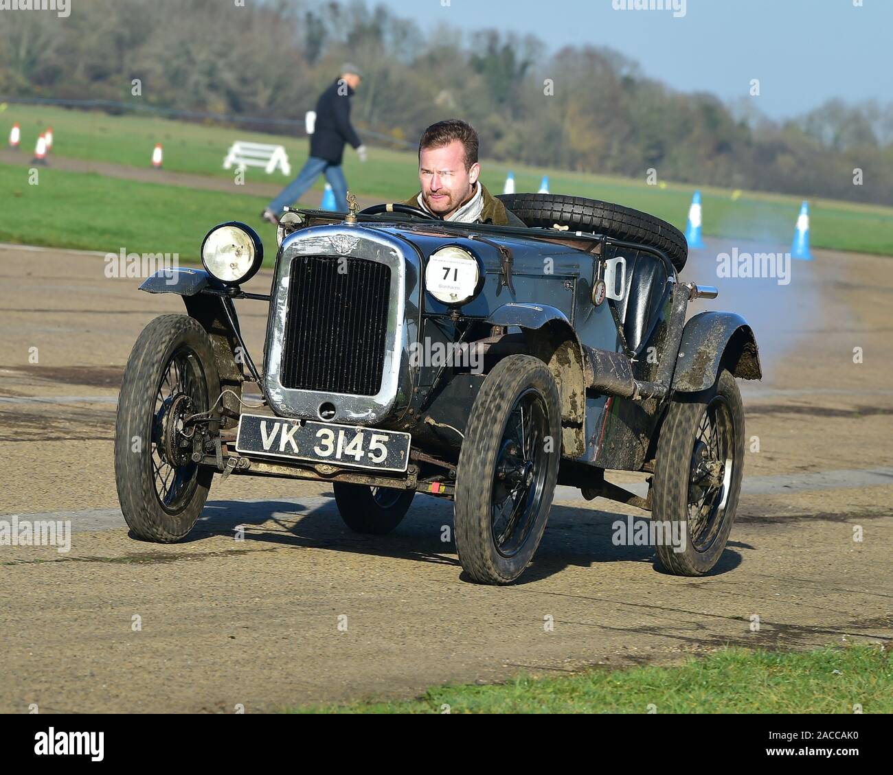 George Diffey, Austin 7, Tests de conduite en hiver, CSECC, Bicester, Patrimoine, Bicester Oxfordshire, Angleterre, samedi 30 novembre 2019,voitures, la concurrence Banque D'Images