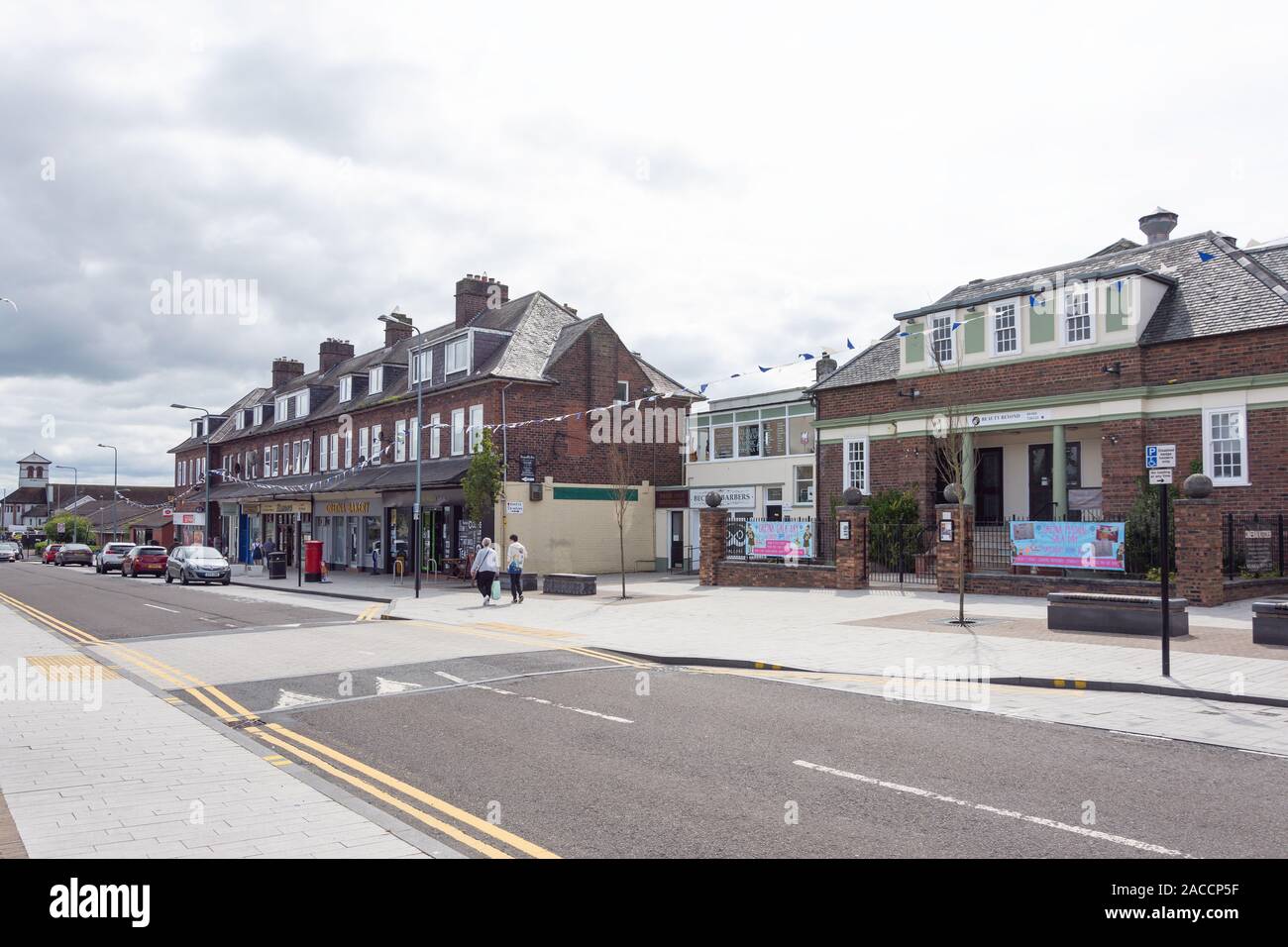 Shopping parade, Central Avenue, Gretna, Dumfries et Galloway, Écosse, Royaume-Uni Banque D'Images