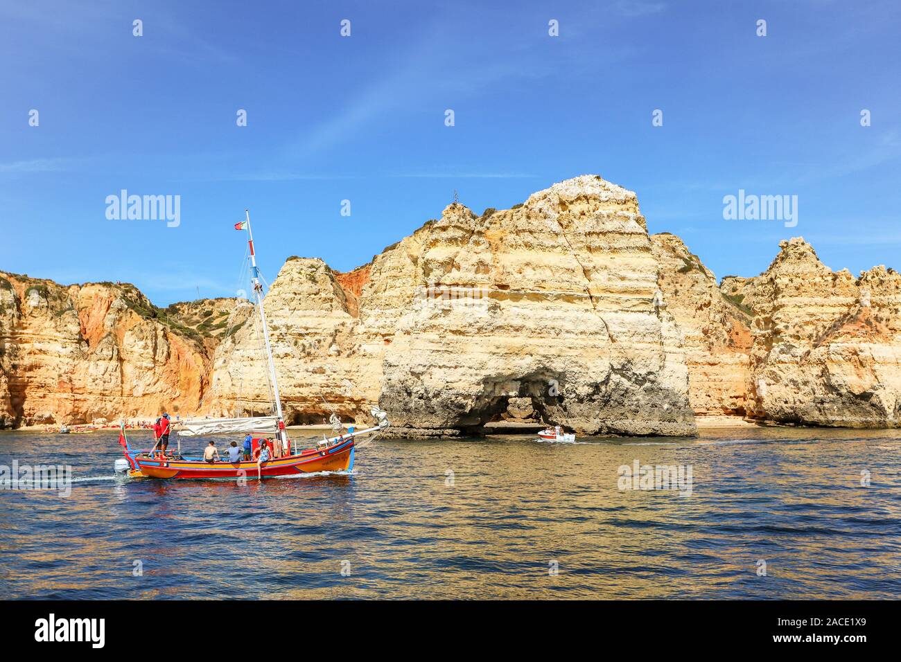 LAGOS ALGARVE PORTUGAL - 13 août : voyage en bateau à Ponta da Piedade, la côte rocheuse et les plages près de Lagos, Algarve au Portugal le 13 août 2019 Banque D'Images