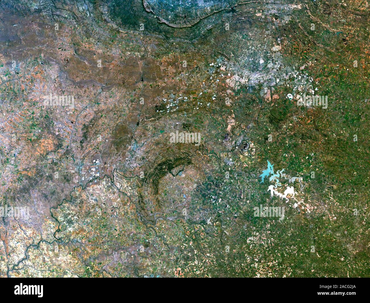 Le cratère de Vredefort, image satellite. Le cratère d'impact de