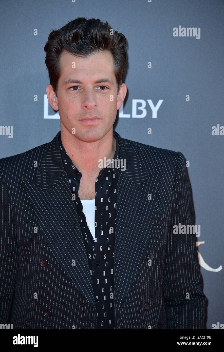 LOS ANGELES, CA. Le 4 avril 2016. Musicien Mark Ronson à la première  mondiale de 'le livre de la jungle" au El Capitan Theatre, à Hollywood. ©  2016 Paul Smith / Featureflash Photo Stock - Alamy