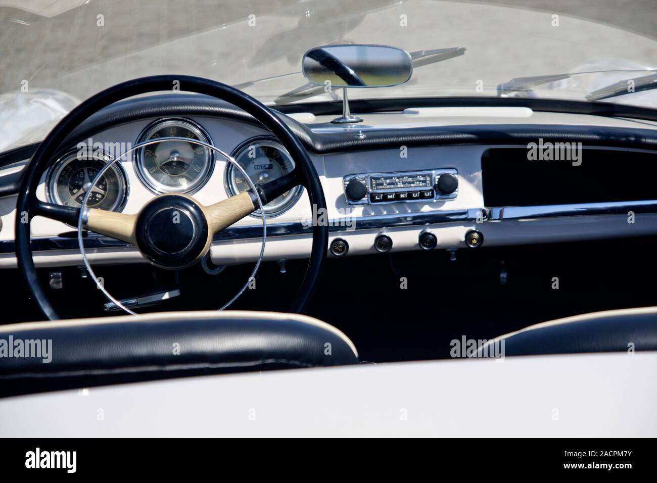 Voiture classique 70 Banque D'Images