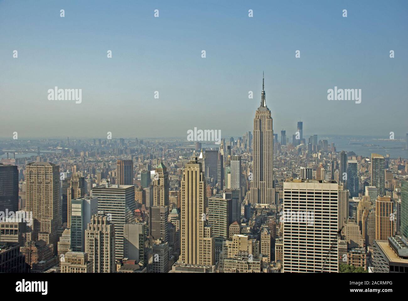 Panorama depuis la plate-forme d'observation Top of the Rock du Rockefeller Center à l'Empire State Building et le centre-ville de Manhattan, Ma Banque D'Images