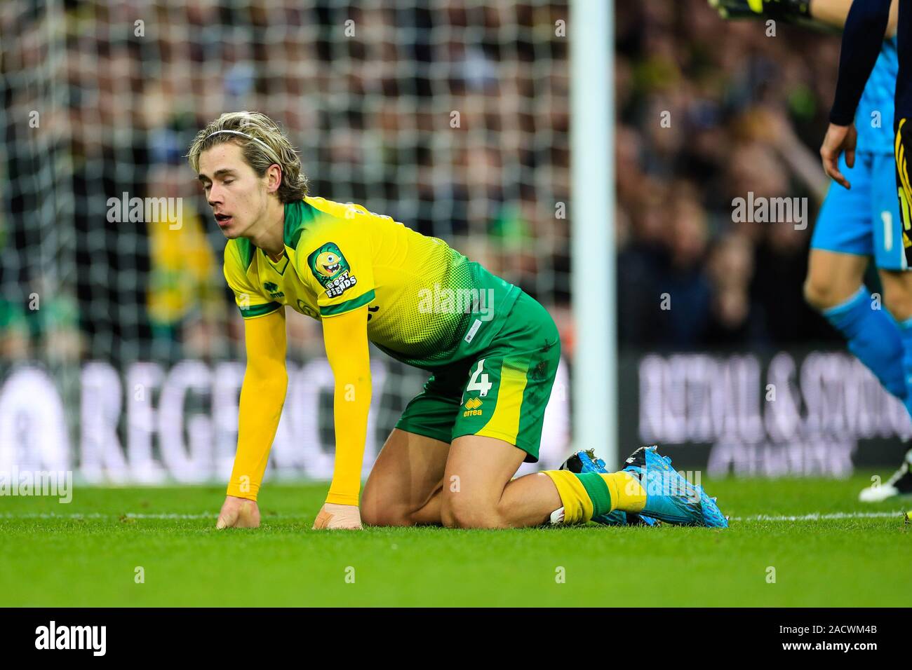 1er décembre 2019, Carrow Road, Norwich, Angleterre, Premier League, Norwich City v Arsenal : Todd Cantwell (14) de Norwich City réagit à une occasion manquée Crédit : Georgie Kerr/News Images Banque D'Images