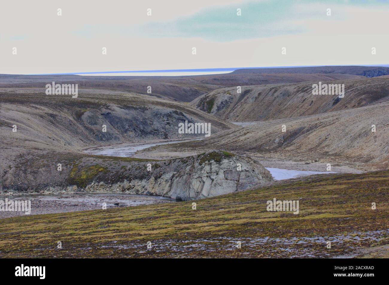 Rare paysage de désert froid de l'Arctique. L'archipel de la Nouvelle-Zemble. La plage de test nucléaire 2 Banque D'Images