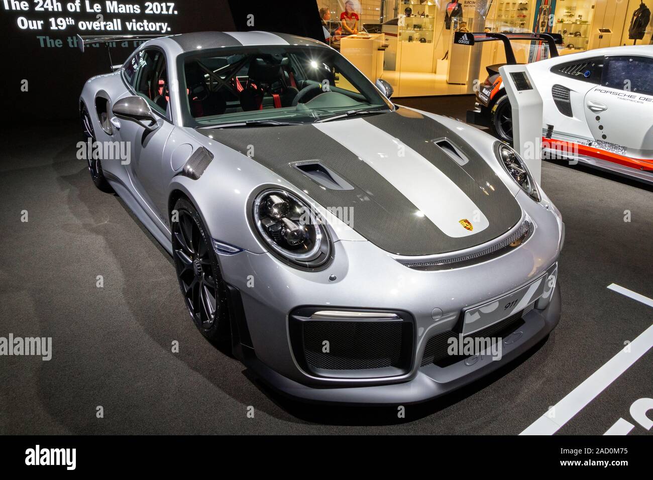 Bruxelles - 10/01/2018 : Porsche 911 GT2 RS Voiture de sport en vedette à l'Autosalon Brussels Expo salon de l'automobile. Banque D'Images