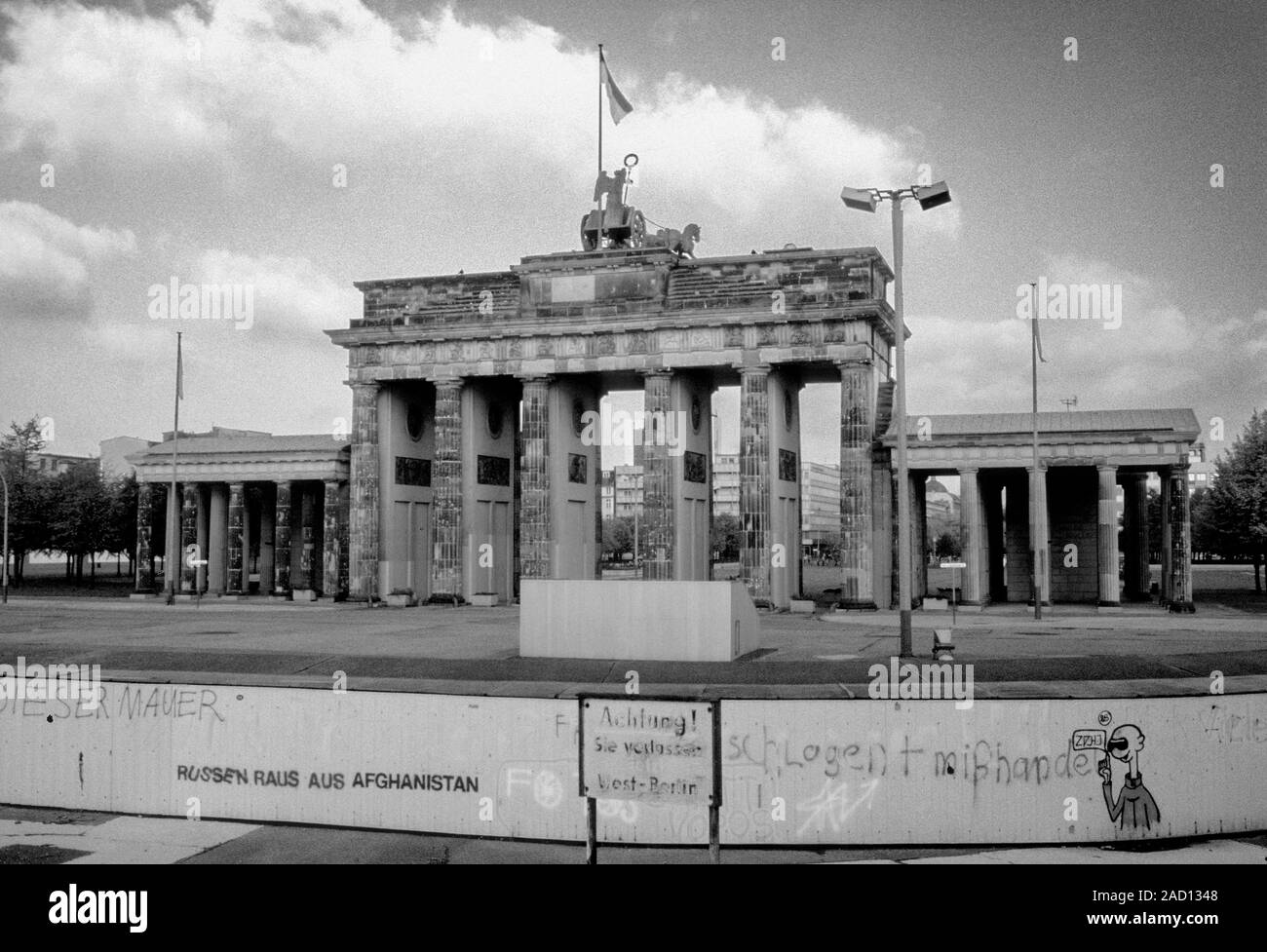 Certaines des dernières photos avec le mur de Berlin de l'Ouest côté allemand jours avant qu'il est tombé le 9 novembre 1989. Banque D'Images