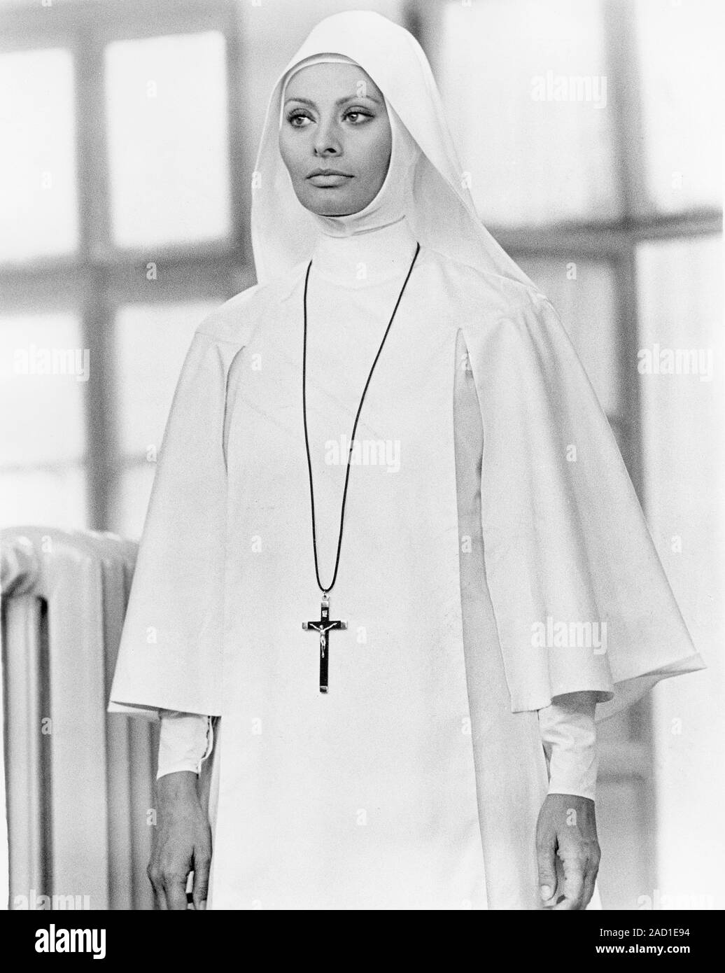 Sophia Loren, Portrait publicitaire pour le film, "White Sister" (Italien : bianco, rosso e), alias 'le péché', Columbia Pictures, 1972 Banque D'Images