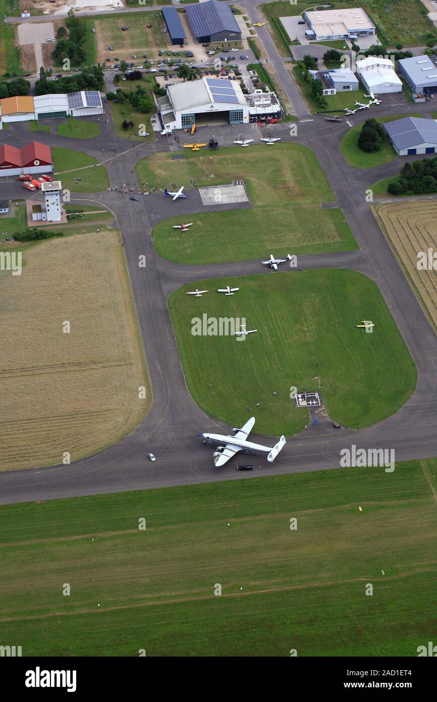 Airfield Bremgarten EDTG avec Super Constellation HB-RSC Banque D'Images