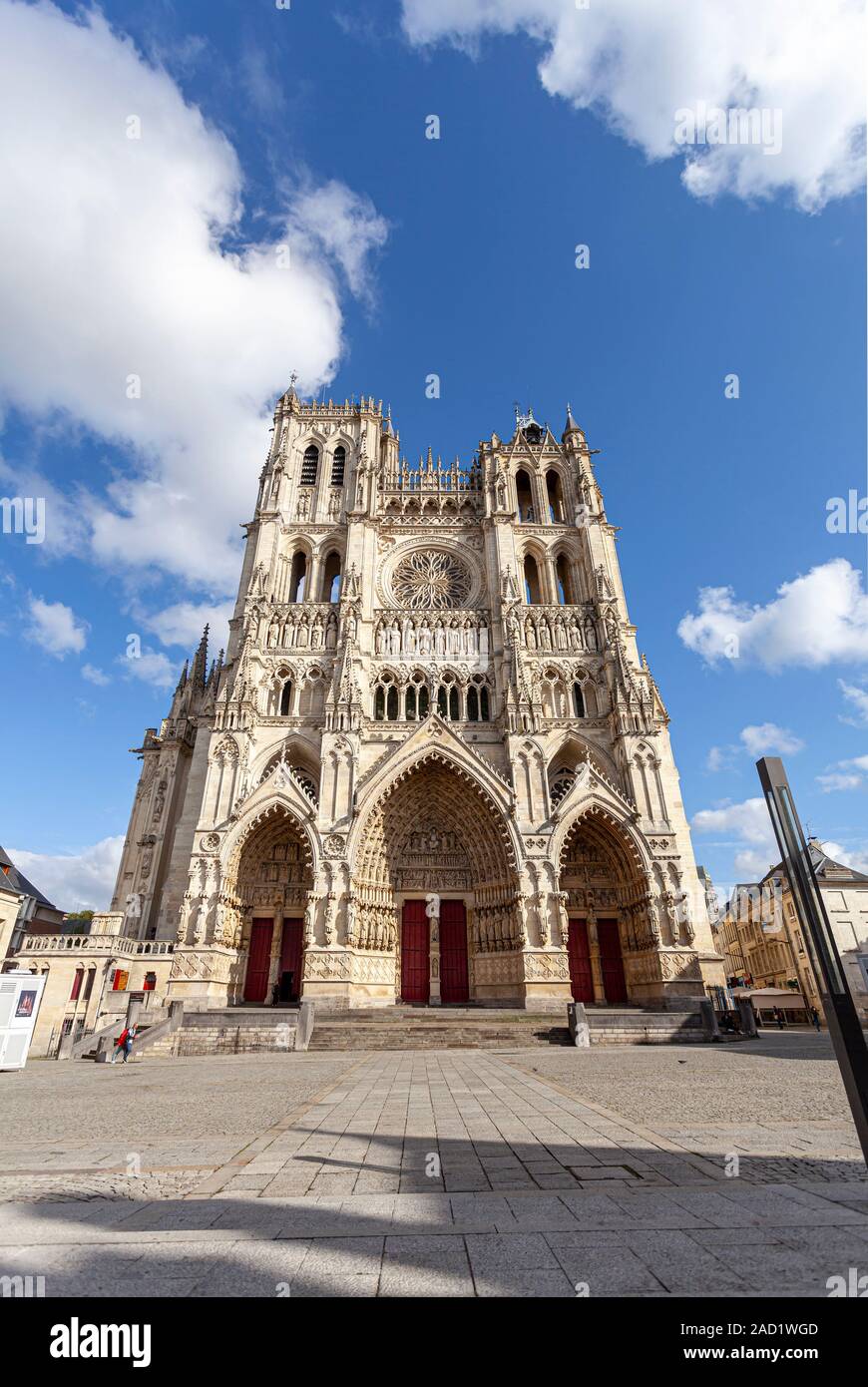 Cathédrale amiens facade Banque de photographies et d’images à haute ...