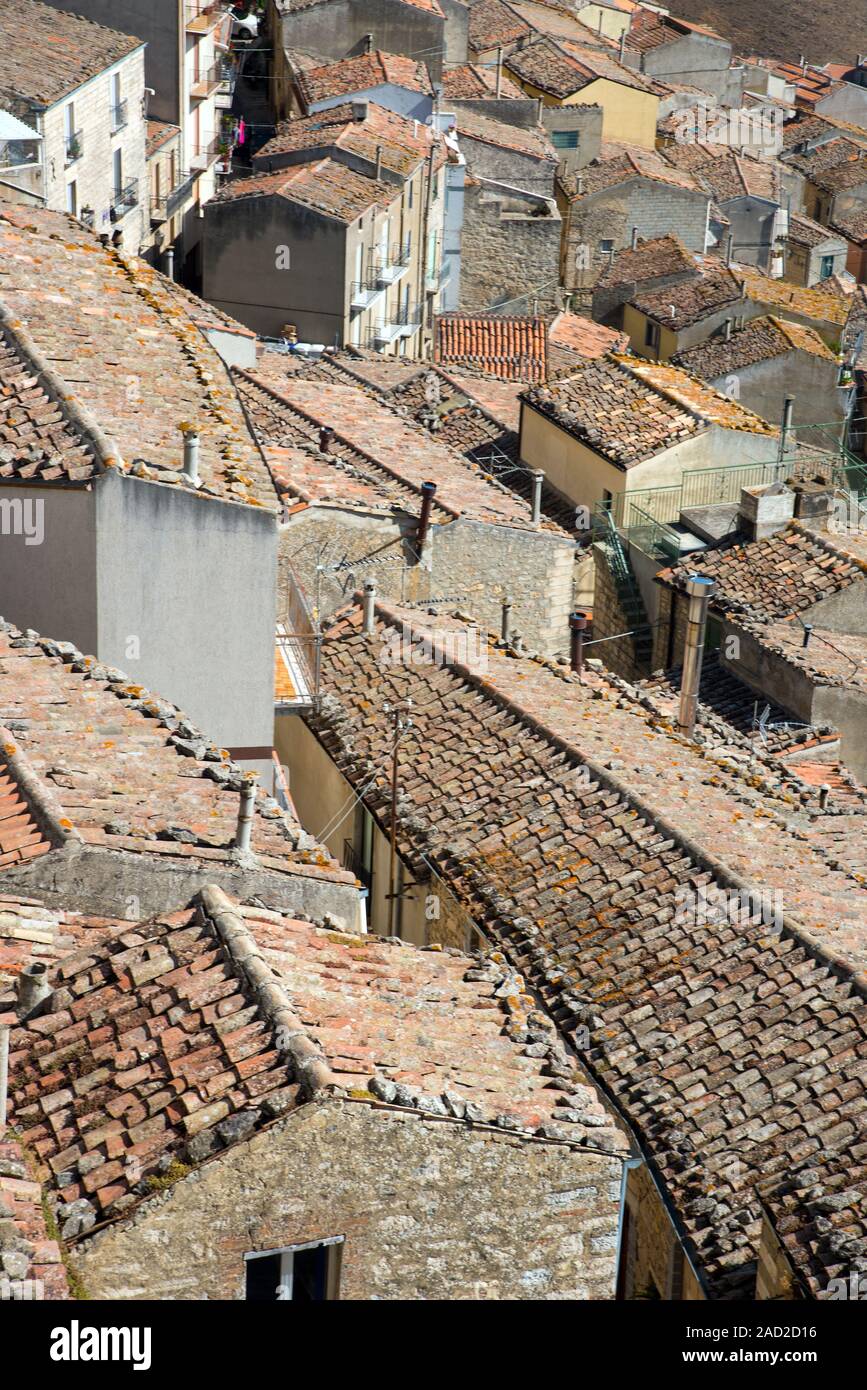 Le vieux toits du village Gangi en Sicile, Italie Banque D'Images