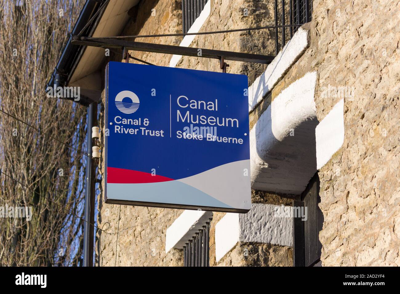 Signe pour le Canal Museum, Stoke Bruerne, Northamptonshire, Royaume-Uni ; exécuter par le Canal and River Trust Banque D'Images