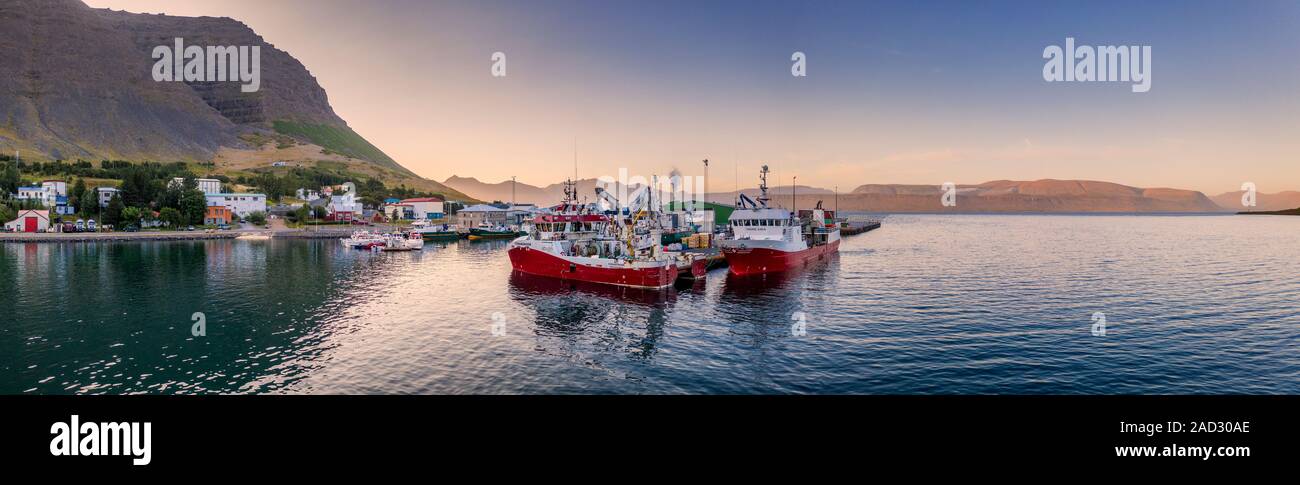 Port, Bildudalur, Arnarfjordur, fjord, Islande Westfjords Banque D'Images Port, Bildudalur, Arnarfjordur, fjord, Islande Westfjords Banque D'Images