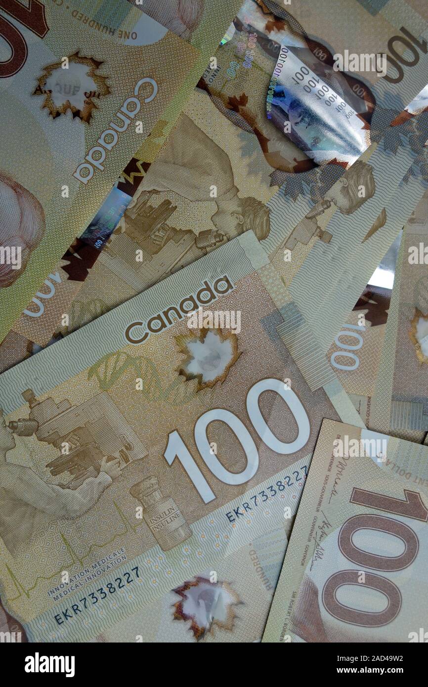 100 billets d'un dollar canadien Banque D'Images