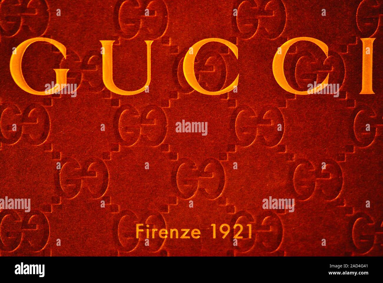 Gucci logo Vector. Icône Symbole Gucci. Qualité Premium. Fond d'écran.  Golden Photo Stock - Alamy