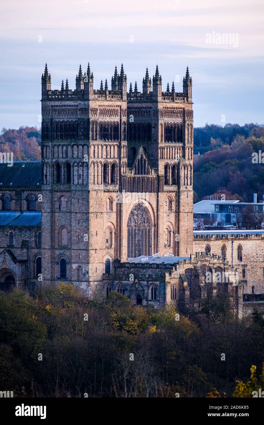 Les Tours Nord de la cathédrale de Durham Banque D'Images