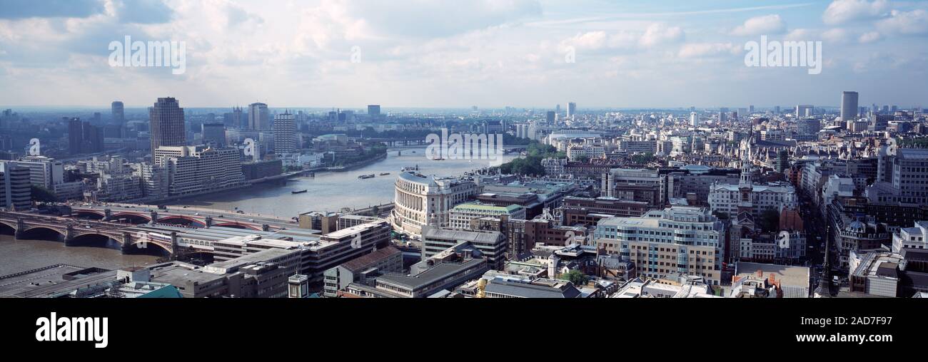L'Angleterre, Londres, vue aérienne de la Cathédrale St Paul Banque D'Images
