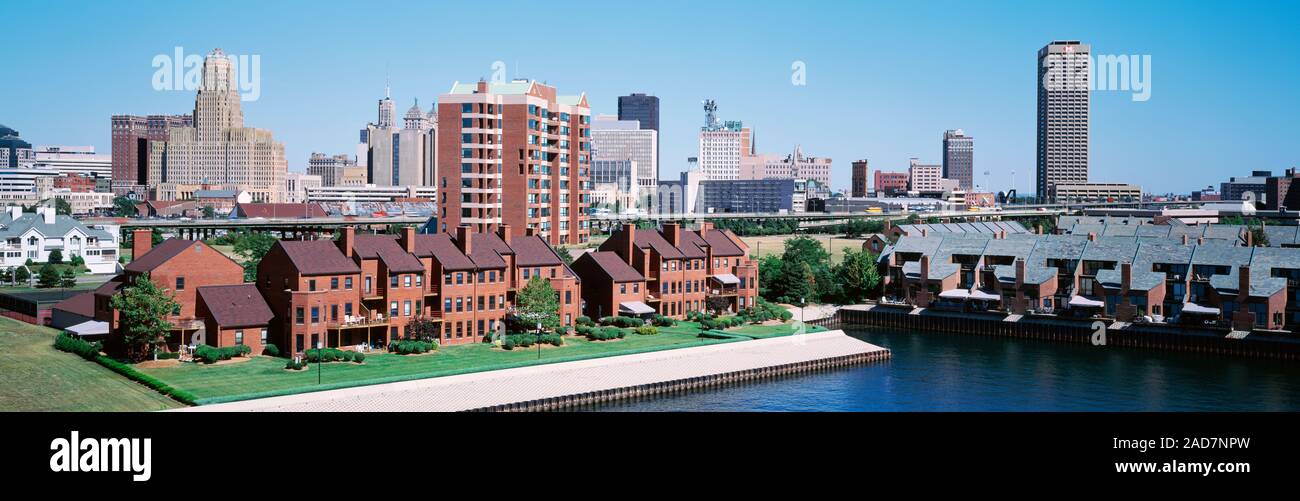 La ville de bâtiments, Érié Marina, Buffalo, New York State, USA Banque D'Images