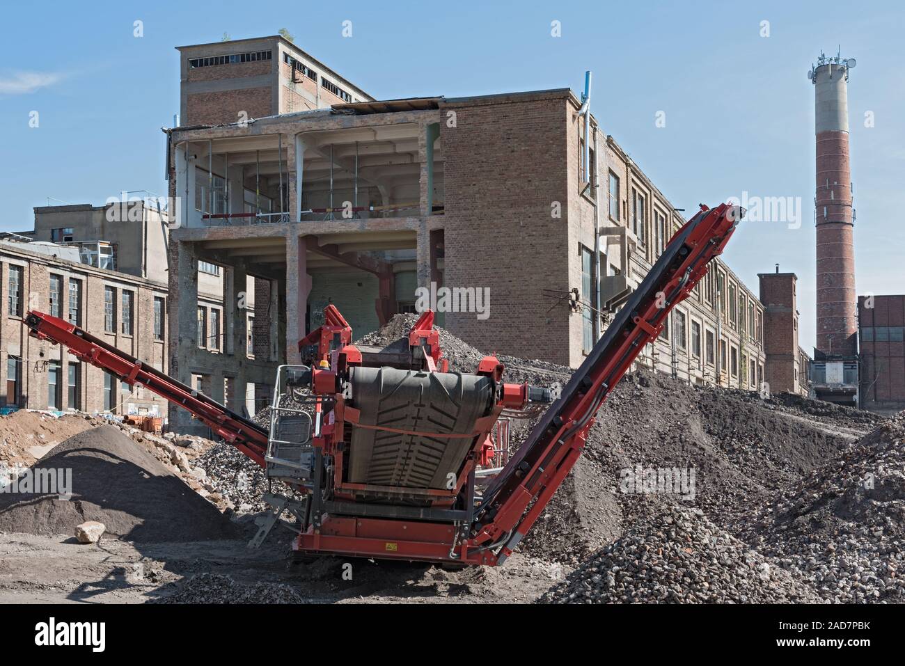 La reconstruction et la démolition partielle d'un ancien ancien moulin à papier Banque D'Images