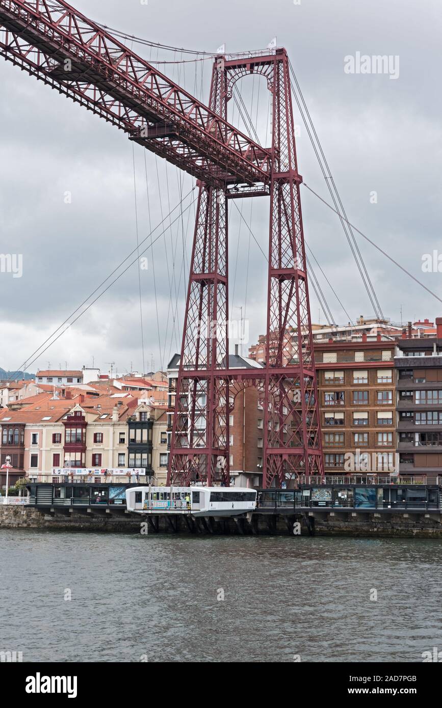Le pont suspendu de Biscaye (Puente de Vizcaya) entre et getxo sur la